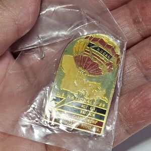 Vintage 1989 U.S. Nationals Baton Rouge Kodak Hot Air Balloon Collectible Pin